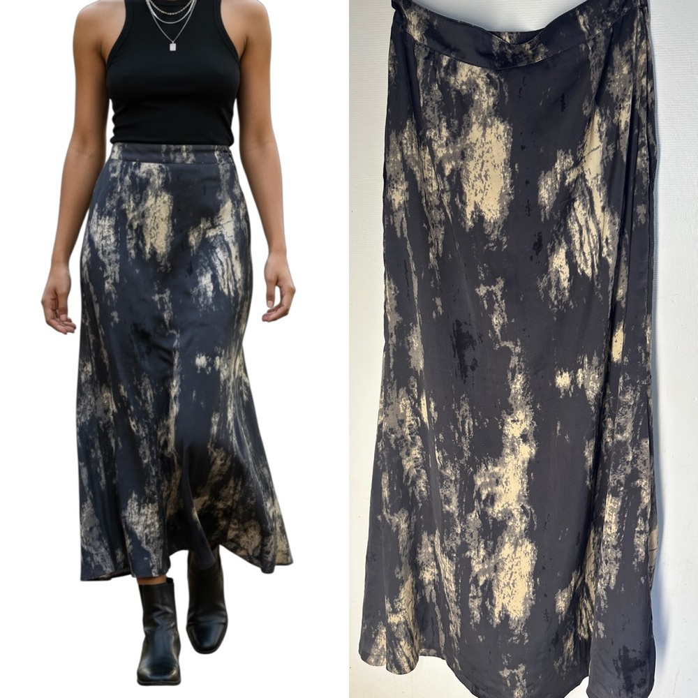 Chic Black and Cream A-Line Skirts